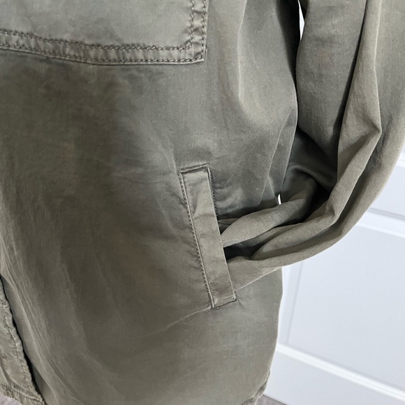 SONOMA button down - Picture 4 of 7